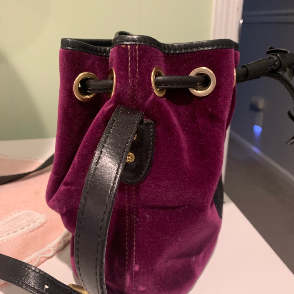 Vintage Dooney & Bourke Purple (eggplant) mini Shoulder Bag Drawstring Clos… - Picture 2 of 9